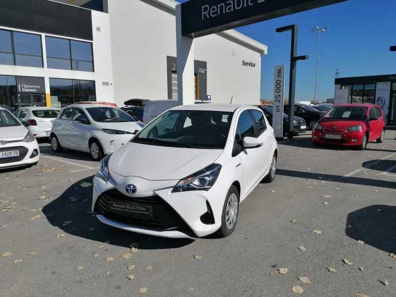 Toyota Yaris 1.5VVT-i HYBRID Image 2